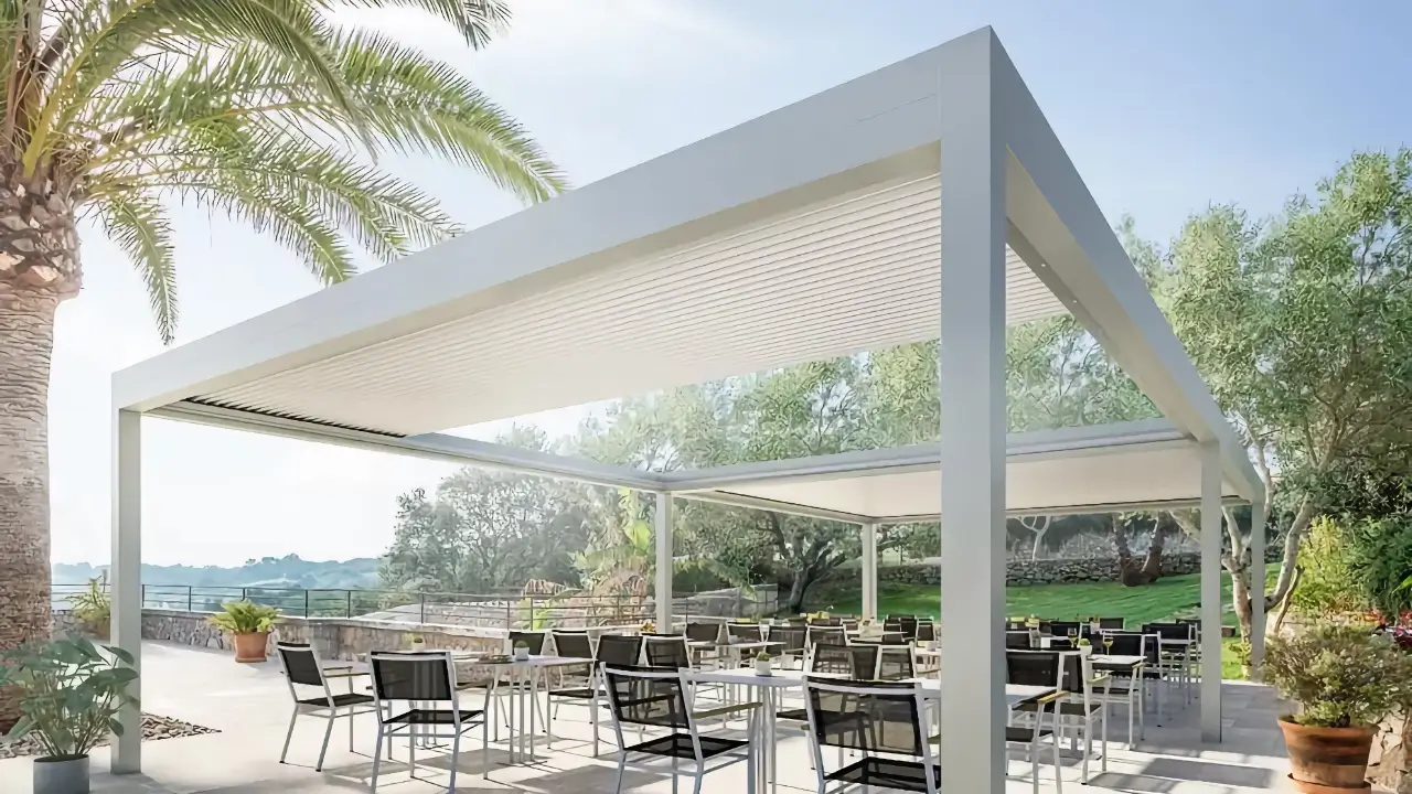 Sway bioclimatic pergola